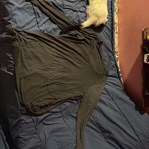 & Other Stories Women's Long Sleeve Gray Tee